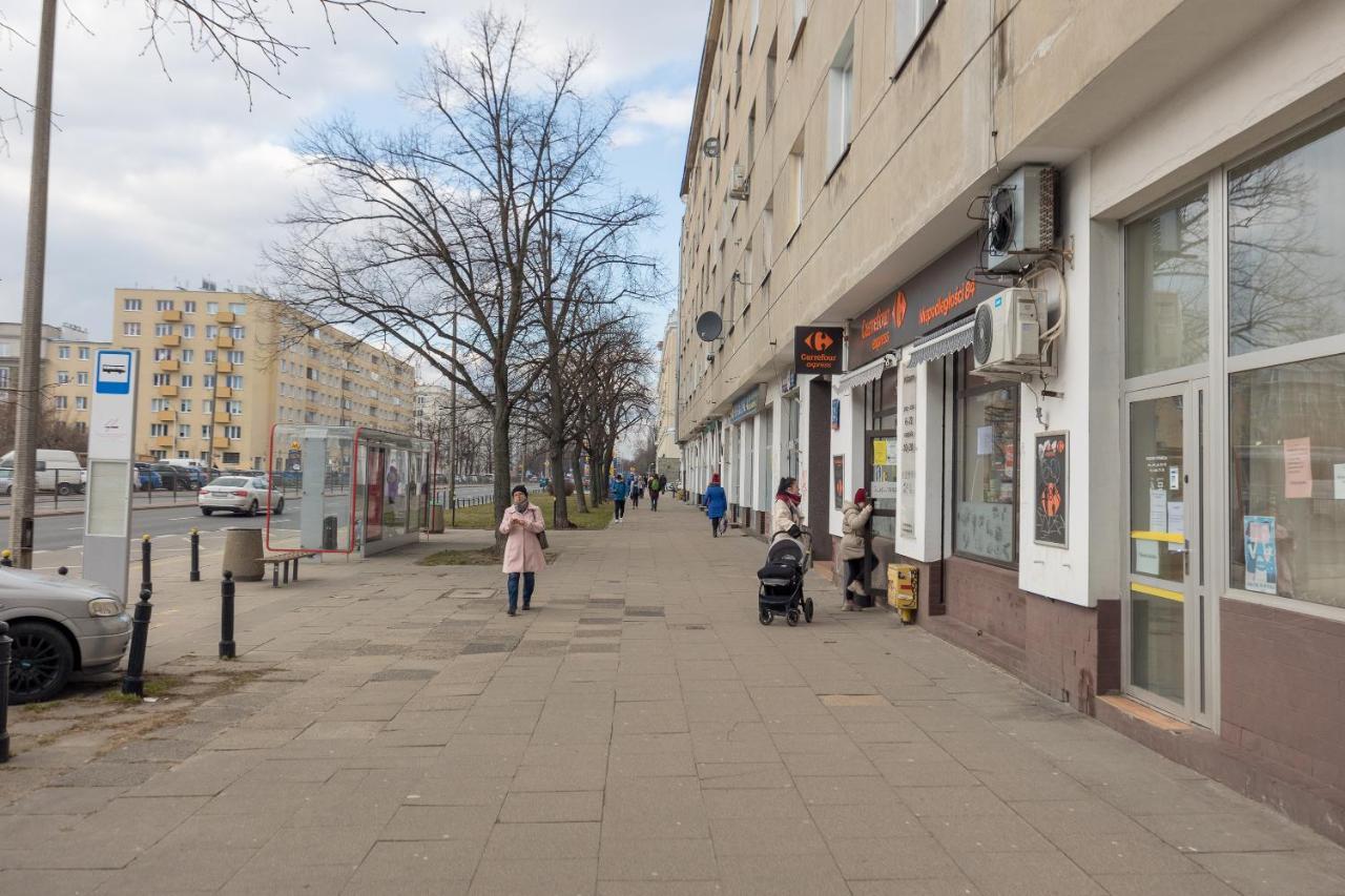Metro Raclawicka Red Apartment Warsaw Exterior photo